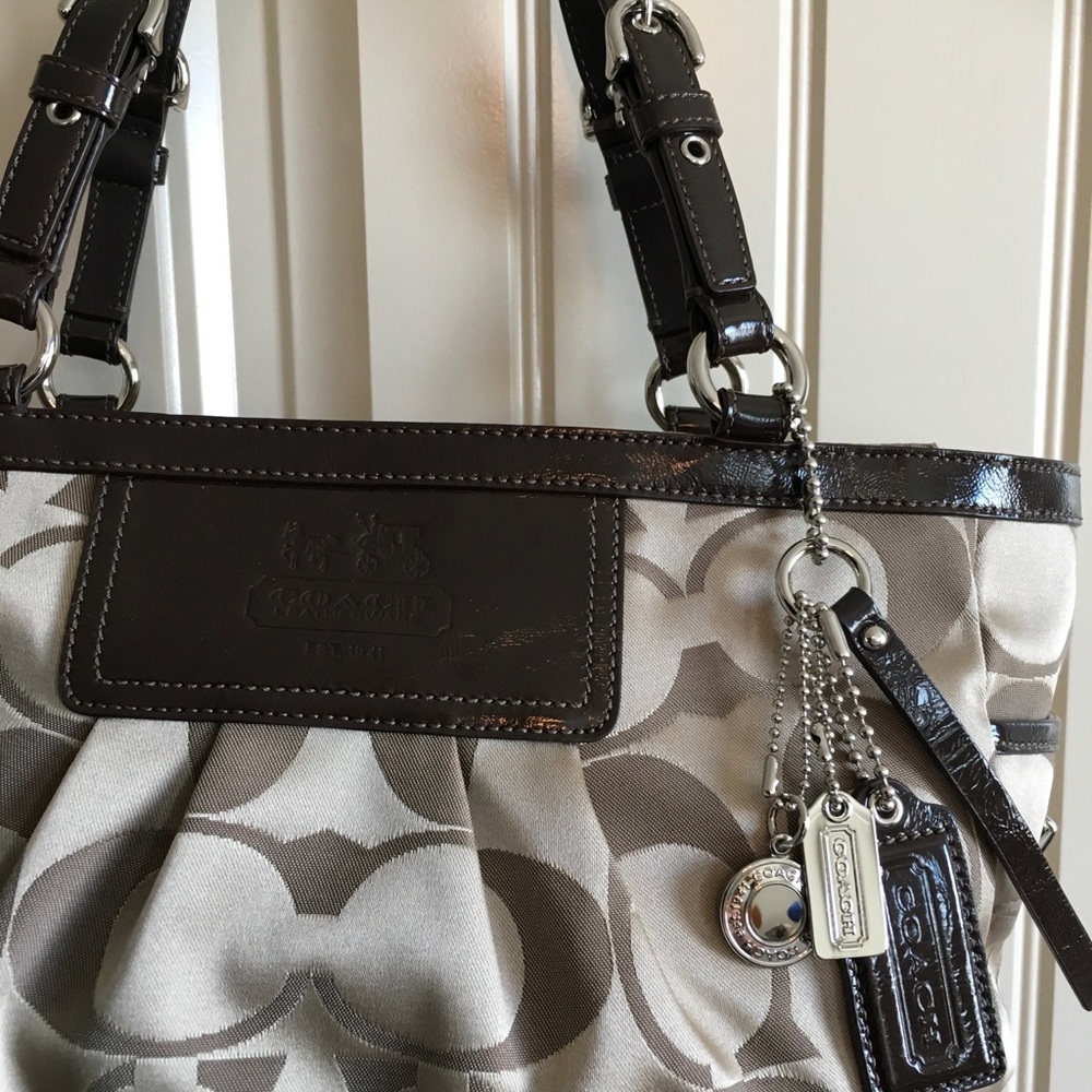 Coach Signature Jacquard Fabric & Leather Tote - Picture 2 of 8